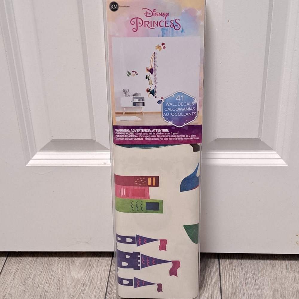 Brand New " Disney Princess " Wall Decals and growth chart